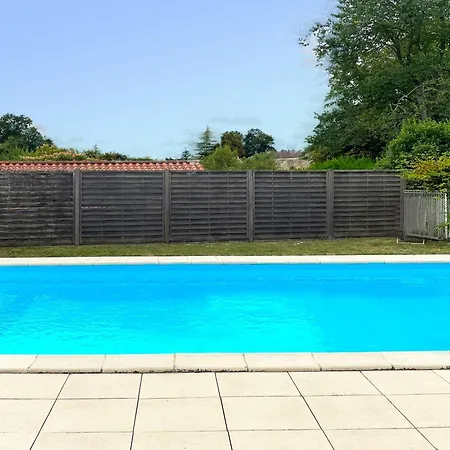 Le Clos Vendeen - Piscine Privee 公寓 *
